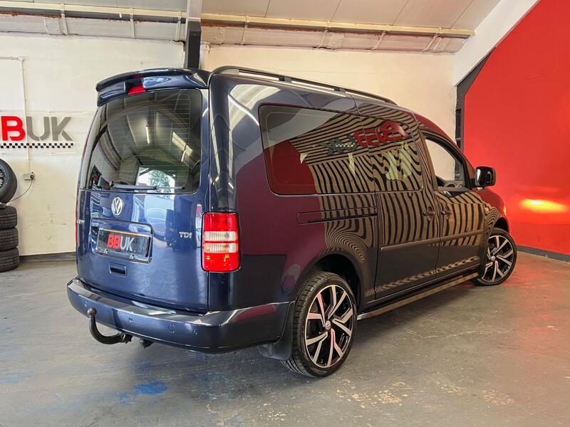 VOLKSWAGEN CADDY MAXI LIFE