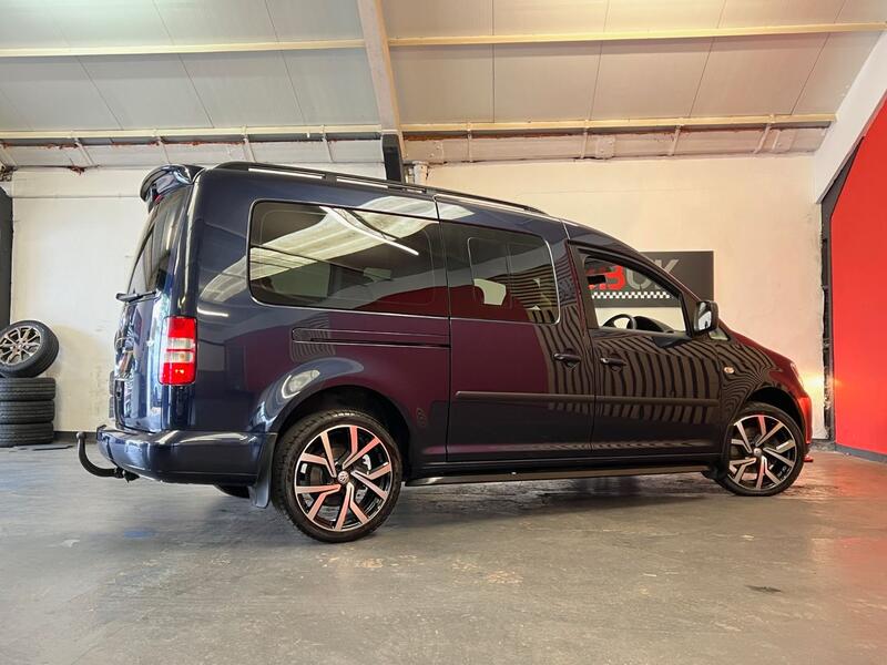 VOLKSWAGEN CADDY MAXI LIFE