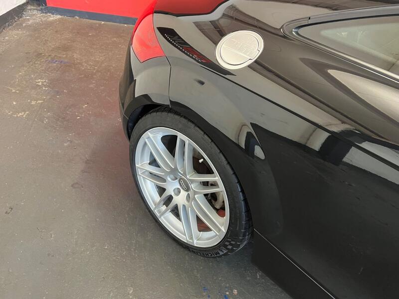 AUDI TT