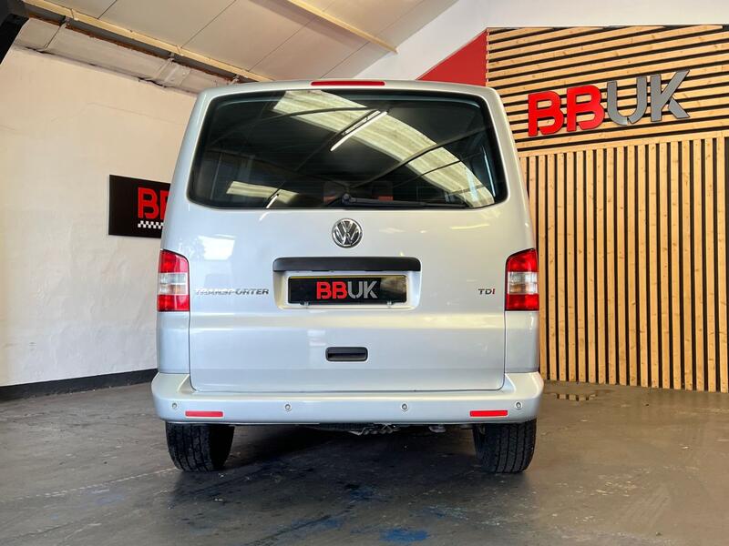 VOLKSWAGEN TRANSPORTER