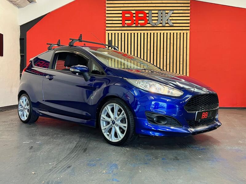 FORD FIESTA VAN