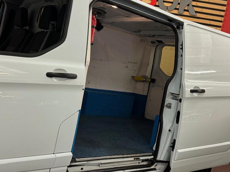FORD TRANSIT CUSTOM