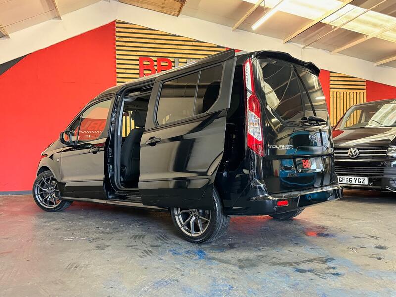 FORD GRAND TOURNEO CONNECT