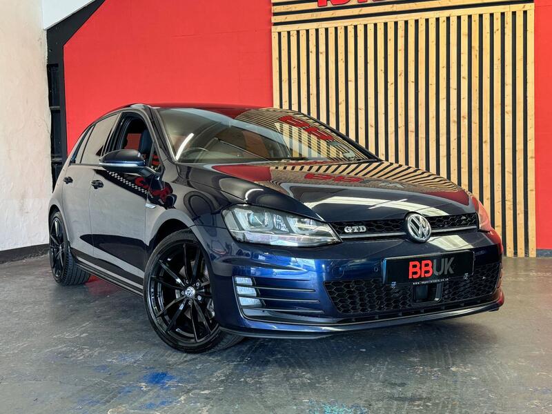 View VOLKSWAGEN GOLF 2.0 TDI BlueMotion Tech GTD