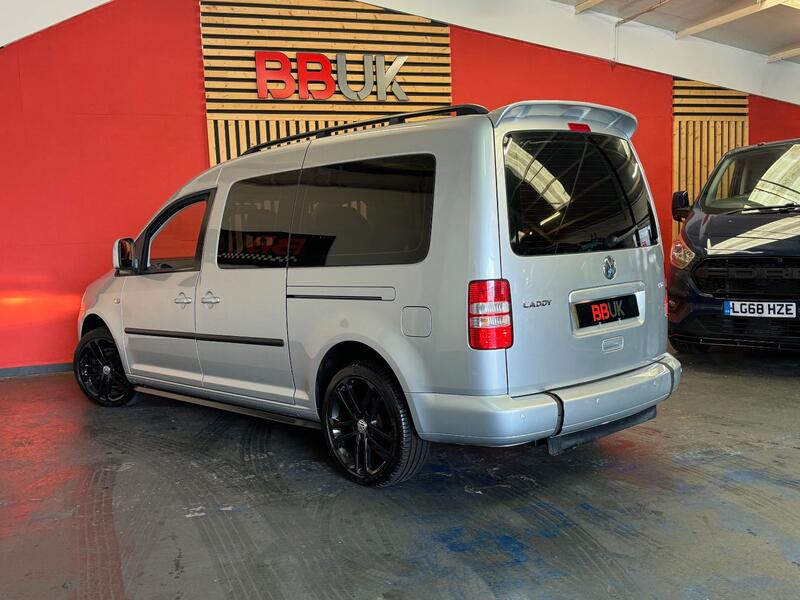 VOLKSWAGEN CADDY