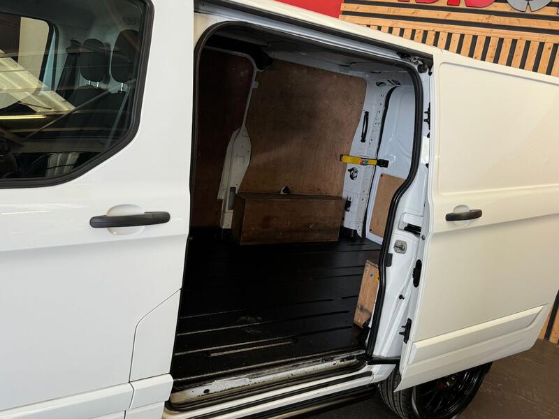FORD TRANSIT CUSTOM