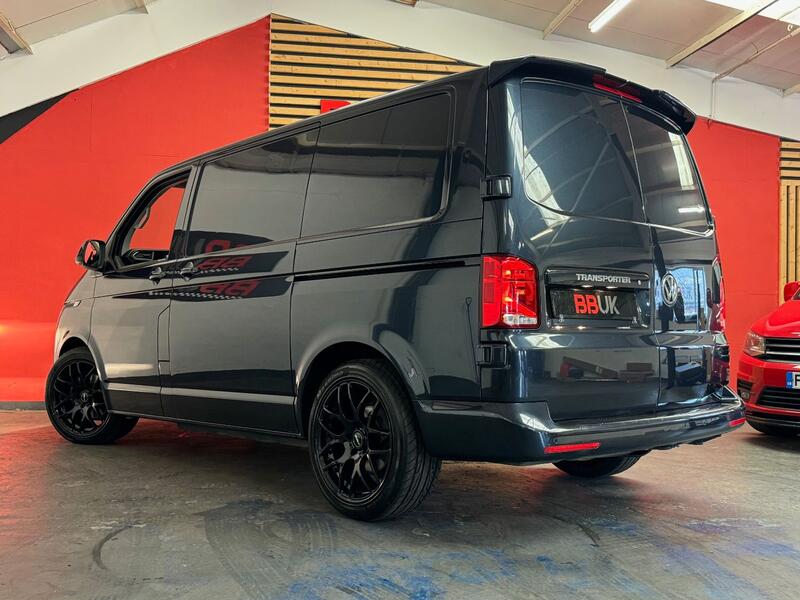 VOLKSWAGEN TRANSPORTER