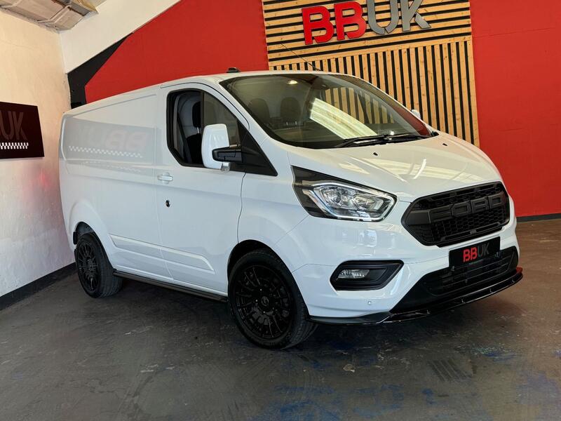 View FORD TRANSIT CUSTOM 2.0 Transit Custom Limited Van 300 L1 2.0L EcoBlue 130PS FWD 6 Speed Manual