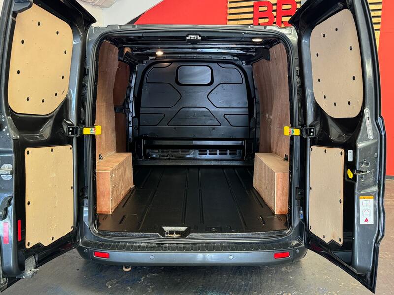 FORD TRANSIT CUSTOM