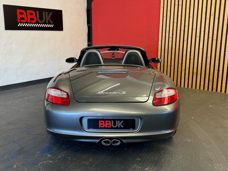PORSCHE BOXSTER