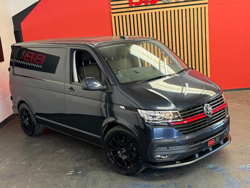 View VOLKSWAGEN TRANSPORTER 2.0 TDI T28 Highline