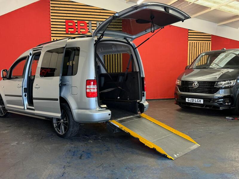VOLKSWAGEN CADDY