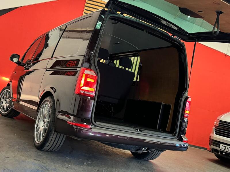 VOLKSWAGEN TRANSPORTER