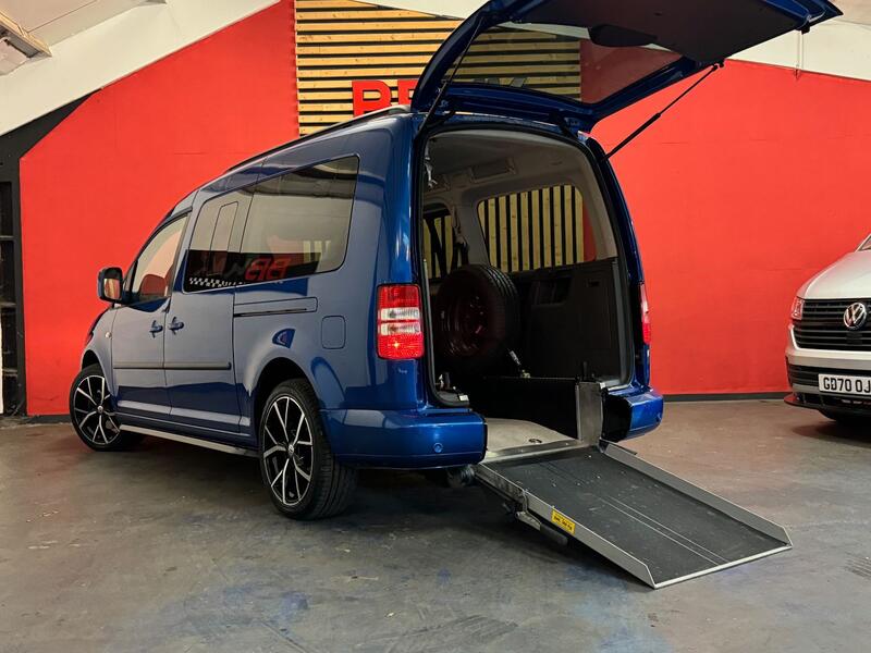 VOLKSWAGEN CADDY