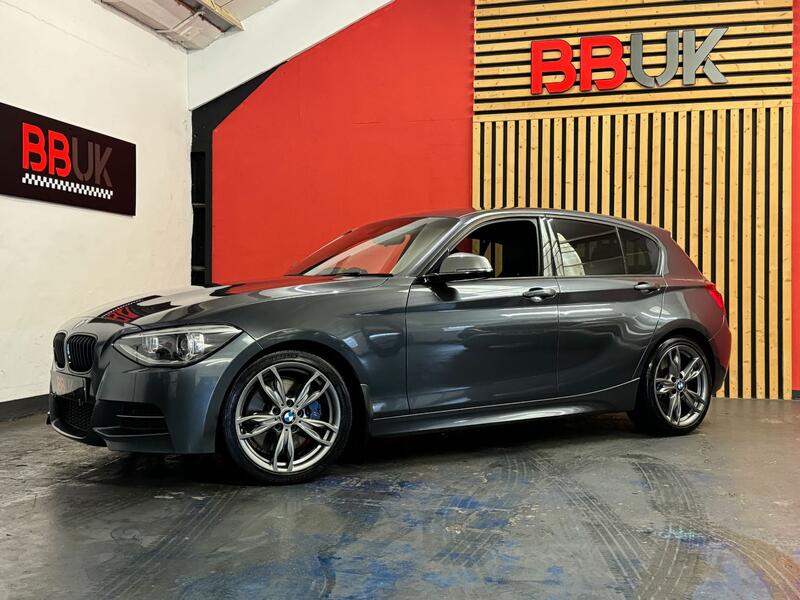 BMW 1 SERIES