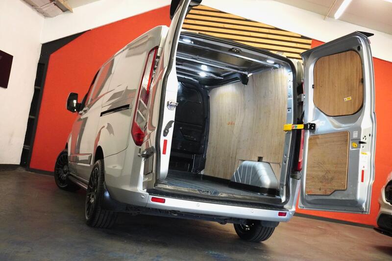 FORD TRANSIT CUSTOM