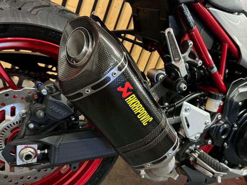 KAWASAKI Z900