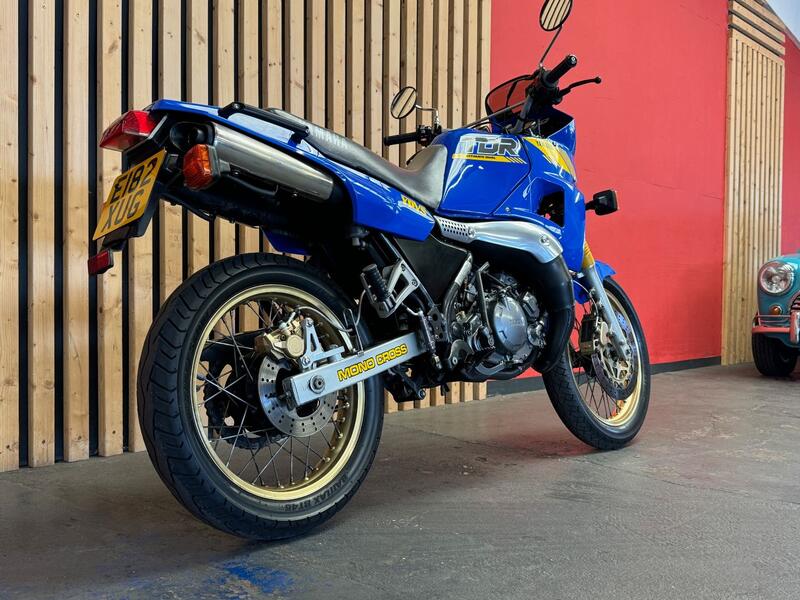 YAMAHA TDR250