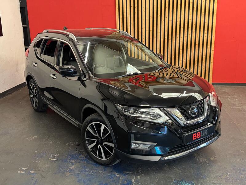 View NISSAN X-TRAIL 2.0 dCi Tekna