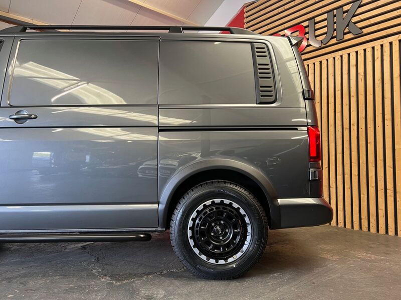 VOLKSWAGEN TRANSPORTER