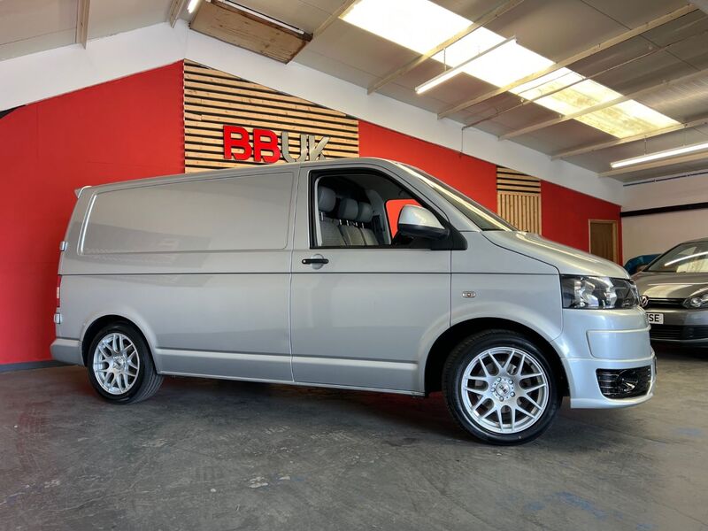 VOLKSWAGEN TRANSPORTER