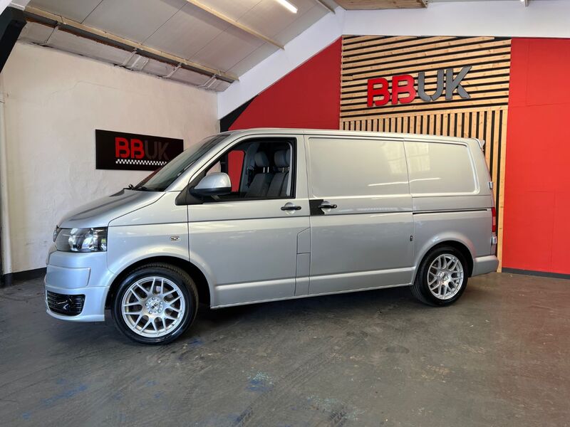 VOLKSWAGEN TRANSPORTER