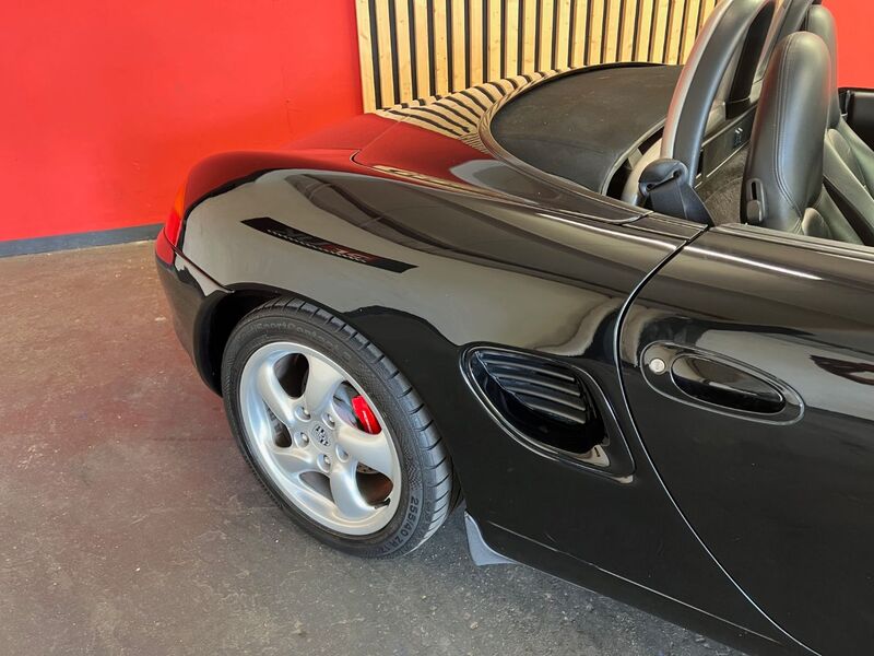 PORSCHE BOXSTER