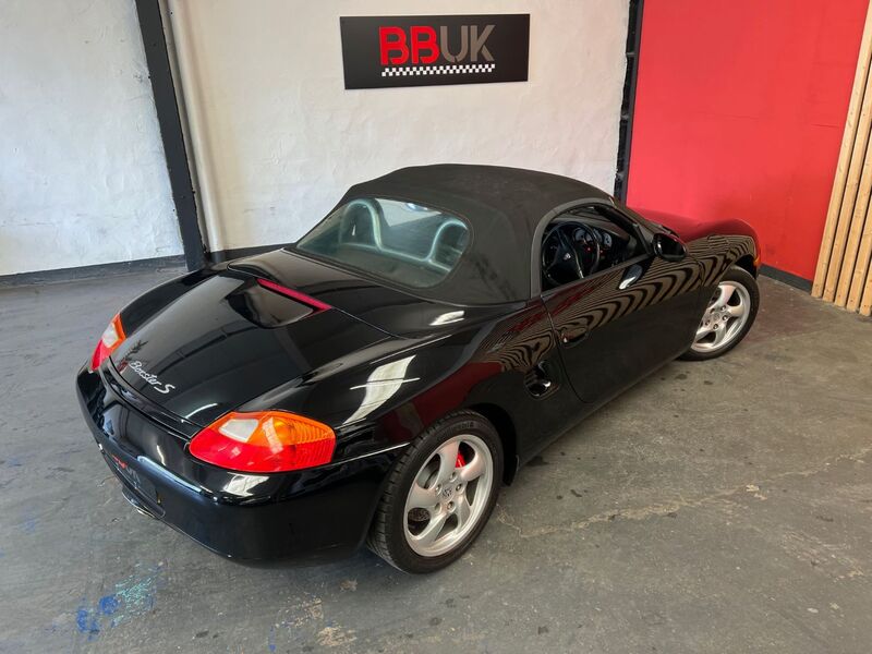 PORSCHE BOXSTER