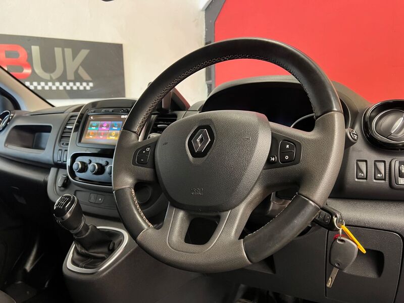 RENAULT TRAFIC
