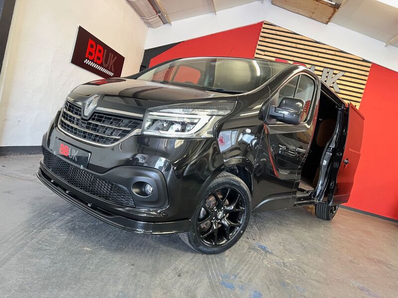 RENAULT TRAFIC