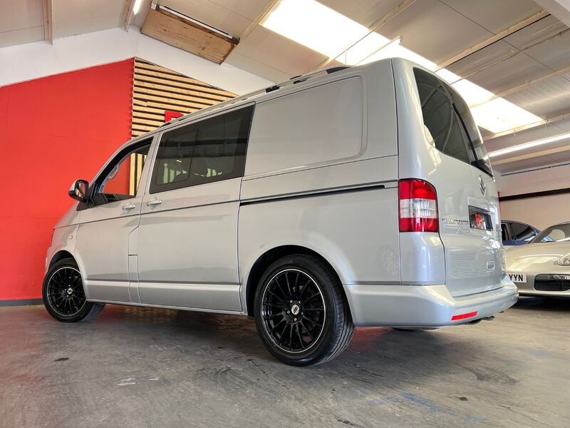 VOLKSWAGEN TRANSPORTER