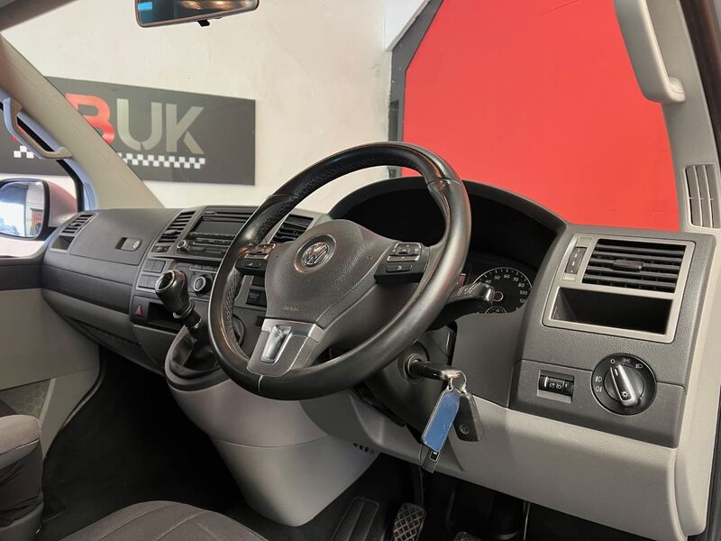VOLKSWAGEN TRANSPORTER
