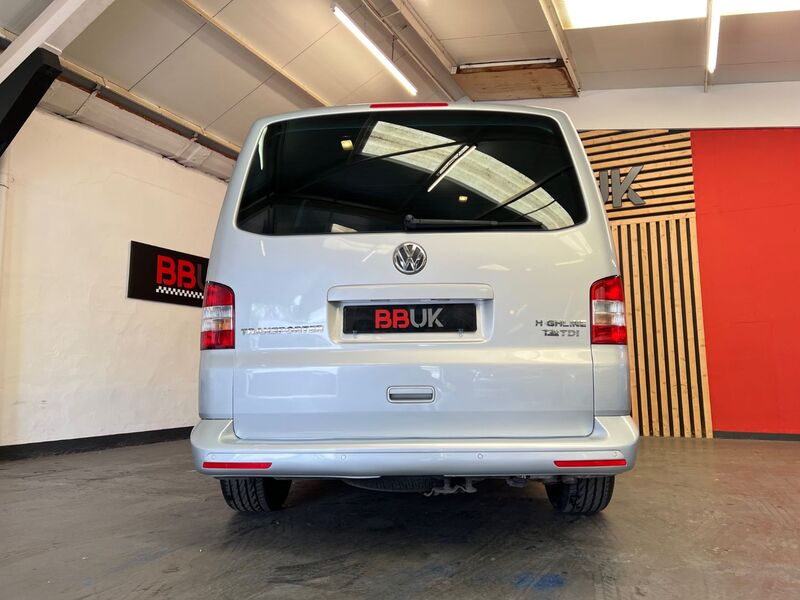 VOLKSWAGEN TRANSPORTER