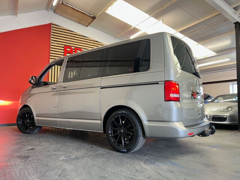 VOLKSWAGEN TRANSPORTER