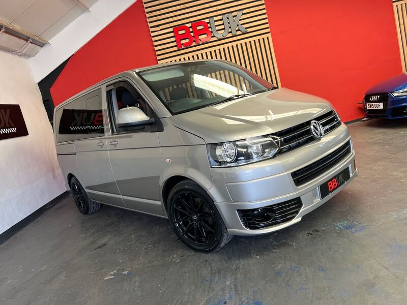 View VOLKSWAGEN TRANSPORTER T30 TDI SHUTTLE SE
