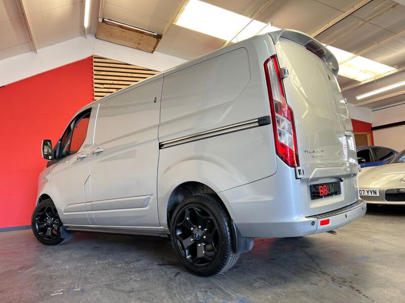 FORD TRANSIT CUSTOM
