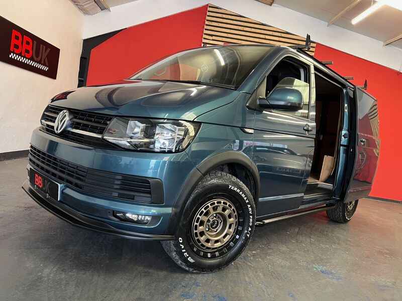 VOLKSWAGEN TRANSPORTER