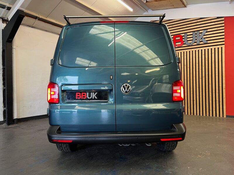 VOLKSWAGEN TRANSPORTER
