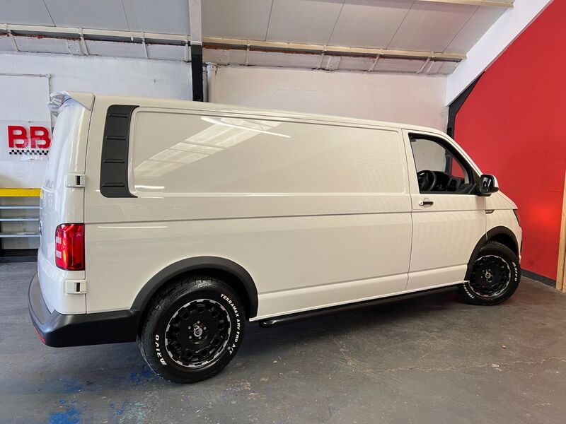 VOLKSWAGEN TRANSPORTER