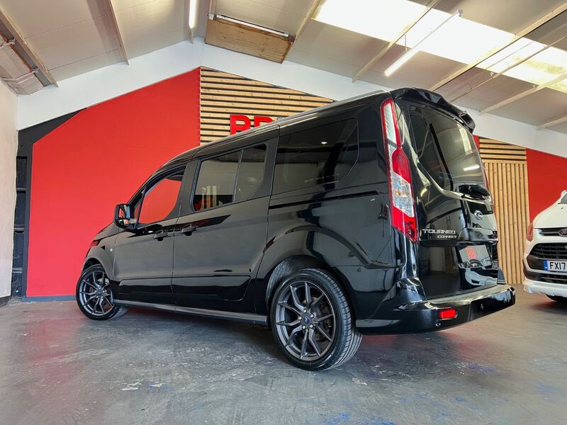 FORD TOURNEO CONNECT