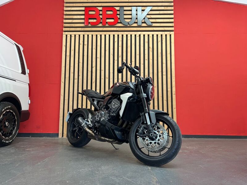 HONDA CB