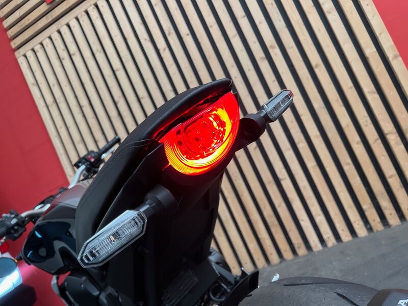 HONDA CB