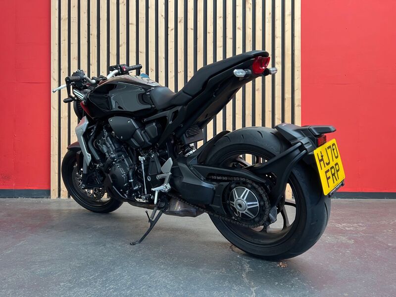 HONDA CB