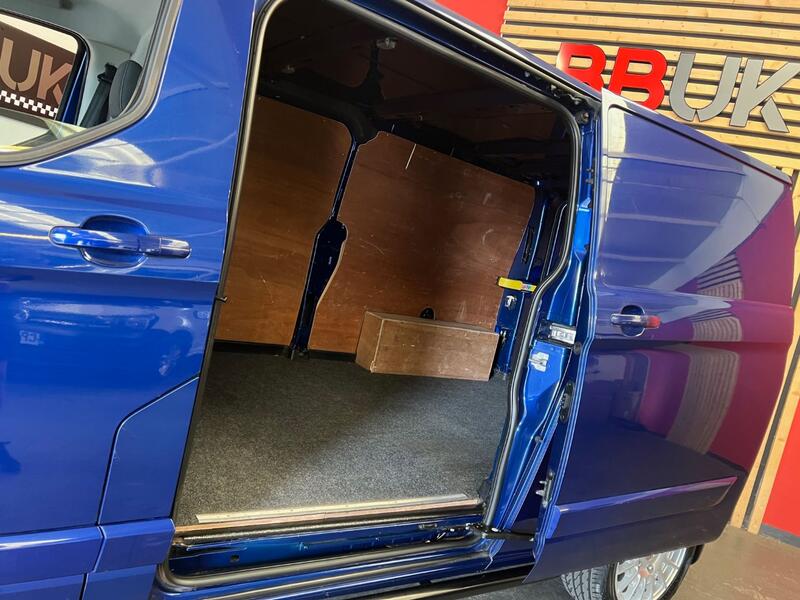 FORD TRANSIT CUSTOM
