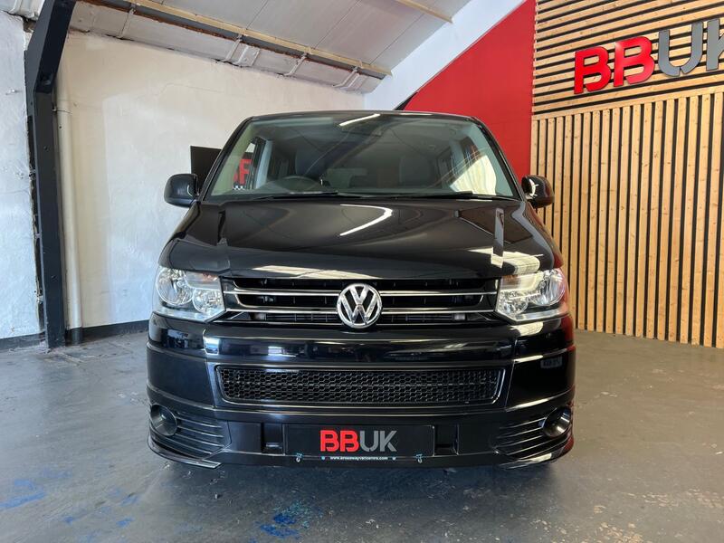 VOLKSWAGEN TRANSPORTER SHUTTLE