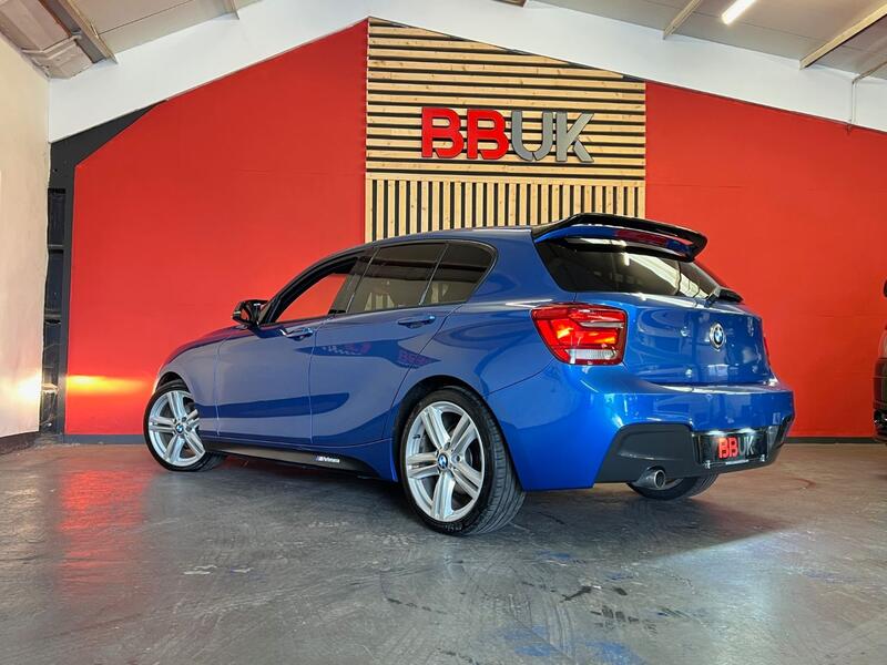 BMW 1 SERIES